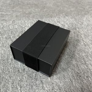 Caja de Regalo Magnética Rígida de Cartón Reciclable, Tamaño Personalizado, Diseño Plegable de Lujo, Materiales Reciclados para Ropa y <span class=keywords><strong>Calcetines</strong></span> - Product Image 3
