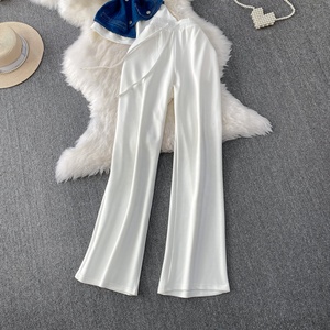 Bộ đồ hai mảnh gồm áo khoác denim ngắn kiểu Mỹ và quần ống loe cạp cao - Product Image 6