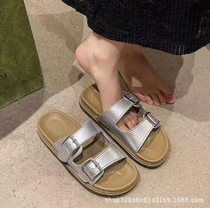 Sandales ouvertes multifonctionnelles à semelle épaisse en cuir véritable pour femme, style plage américain, avec amorti et semelle extérieure en caoutchouc - Product Image 6