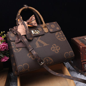 Loumixer 2026 Borsa a Mano Trendy in PVC per Donna con Chiusura a Cerniera Resistente, Borse di Lusso per Donna all'Ingrosso - Product Image 4
