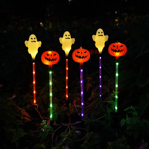 Lampes solaires d'Halloween à piquet de sol IP65, décorations de jardin LED étanches avec tubes transparents colorés, fantômes, citrouilles et crânes - Product Image 1