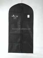 Funda para traje de hombre de tela no tejida de colores y plástico transparente