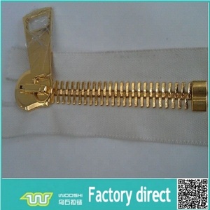 سحابات ملابس مستدامة، سحابات معدنية ذهبية قوس قزح، موردو سحابات الملابس، سحابات نحاسية عملاقة مقاس 20، 1000 قطعة - Product Image 6