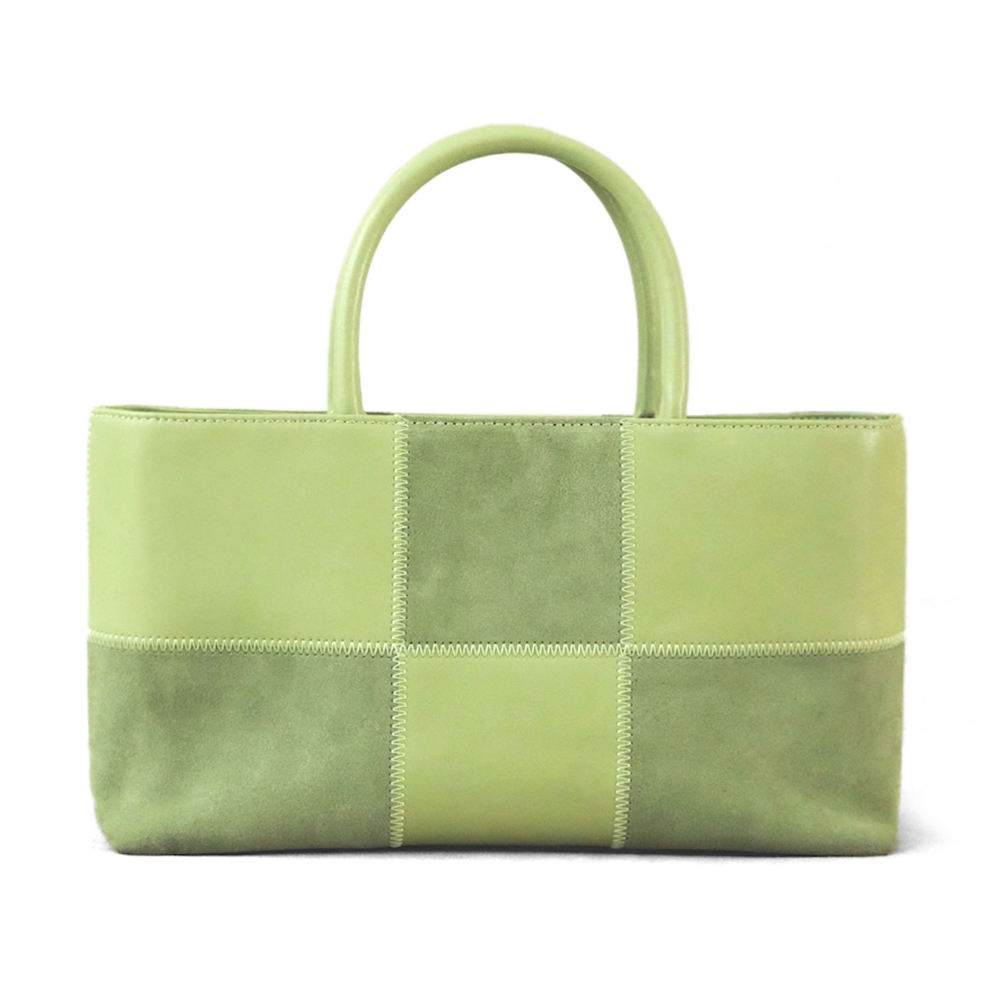 สีเขียว