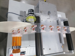 Nouvelle machine de rembobinage automatique avec compteur, contrôle de tension à vitesse constante en option, correction des bords pour <span class=keywords><strong>film</strong></span> plastique et étiquettes - Product Image 5
