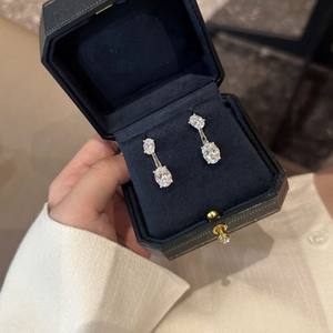 Pendientes Colgantes de Plata de Ley S925 de Alta Gama con Diseño Ovalado de Diamantes en la Parte Posterior, Estilo Versátil, Simple y Elegante para el Día a Día, con Perla como Piedra Principal - Product Image 2