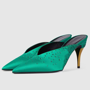 Zapatos de Tacón Alto Dorados de Seda para Mujer con Logotipo Personalizado, Tacones de Aguja con Punta Puntiaguda para Verano, Zapatos de Vestir con Diamantes Brillantes - Product Image 3