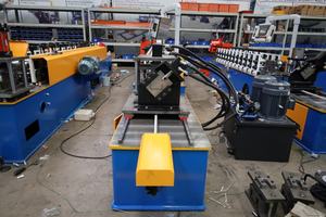 자동 <span class=keywords><strong>C</strong></span> U V 프로파일 건식 벽체 기계 가벼운 용골 생산 라인 CD UD 프로파일 롤 성형 기계 - Product Image 4