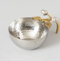 Bol de service élégant en aluminium avec finition dorée pour la décoration de mariage, les buffets de fête et les dîners de luxe à domicile