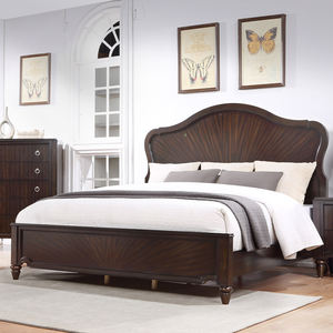 Juego de Muebles de Dormitorio Modernos en Madera Marrón Oscuro: Cama Tipo Trineo, Cómoda, Mesita de Noche y Cajonera con Herrajes Circulares - Product Image 1