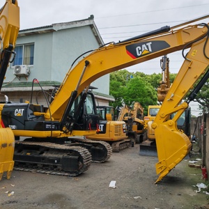 รถขุดมือสอง CAT 320D2 ขนาดกลาง ชั่วโมงการใช้งานต่ำ รุ่นคลาสสิค D Series เครื่องจักรกลงานดิน Caterpillar น้ำหนัก 20 ตัน ระบบไฮดรอลิก - Product Image 1