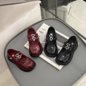 Chaussures de princesse en cuir rouge pour filles 2025, élégantes, à semelle souple, pour la danse, couleur unie, 0,3 kg, taille moyenne et grande - Product Image 3