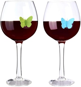 OKSILICONE bonito diseño de mariposa marcador de vino de silicona para decoración etiquetas de encanto de vino personalizadas con ventosa para fiesta de Bar - Product Image 5