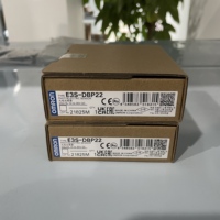 Sensor Fotoelektrik Miniatur E3S-DBP22 Output PNP M12 Respon 0.5ms Deteksi Botol Transparan IP69K