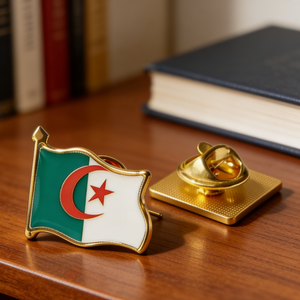 Distintivi Patriottici in Lega di Zinco Smaltati Tricolore, Accessori Elettroplaccati per Diplomatici e Collezioni - Product Image 2