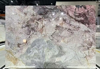 Comptoir d'îlot de cuisine en quartz rose quatre saisons sur mesure, dalle de pierre naturelle pour la rénovation de cuisine de villa