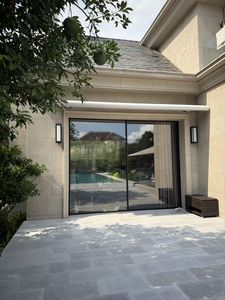 Maison résidentielle <span class=keywords><strong>Porte</strong></span> coulissante électrique automatique à rupture <span class=keywords><strong>de</strong></span> pont thermique commerciale à usage intensif <span class=keywords><strong>Porte</strong></span> coulissante mince patio en aluminium et verre - Product Image 5