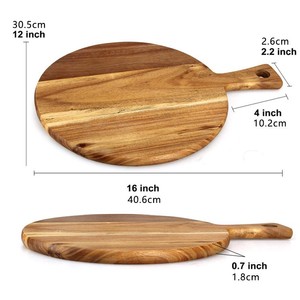ถาดไม้กระถินสำหรับเสิร์ฟพิซซ่า ขนมปัง ผลไม้ และผัก พร้อมหูจับ - Product Image 3