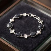 Pulseras de Plata de Ley 925 al por Mayor con Engaste de Granate de Sejal Creations