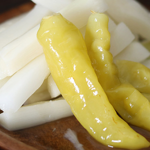 Snacks Picantes al Estilo Chino, Pepinillos en Salsa Picante, <span class=keywords><strong>Brotes</strong></span> <span class=keywords><strong>de</strong></span> <span class=keywords><strong>Bambú</strong></span> en Conserva Instantáneos - Product Image 2