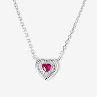 Collier pendentif en argent sterling 925 plaqué or avec un cœur en rubis rouge CZ délicat