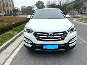 ปี 2015 สำหรับซานตาเฟ่ 2.0T GLS 2WD รุ่นสมาร์ท เอดิชั่น |   รถเอสยูวีสีดำหนังแท้ เกียร์ออ<span class=keywords><strong>โต้</strong></span> 5 ที่นั่ง รุ่น R17 |   พวงมาลัยซ้ายมือ ใช้ในรถยนต์ที่มีอยู่ในสต็อ<span class=keywords><strong>ก</strong></span> - Product Image 2