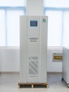 Stabilisateur <span class=keywords><strong>de</strong></span> <span class=keywords><strong>tension</strong></span> triphasé servo ±1% 200 kVA-800 kVA, régulateur 100 kVA pour station photovoltaïque 380 V pour applications électromécaniques - Product Image 1