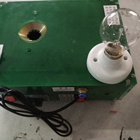 Machine de sertissage et de verrouillage pour ampoules LED, pour ligne de production d'assemblage d'ampoules LED avec test d'éclairage des ampoules LED