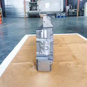 Nouvelle condition ISB6.7 ISDe moteur diesel <span class=keywords><strong>culasse</strong></span> 3977225 pièces de voiture de ramassage - Product Image 4