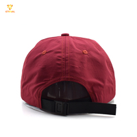 Casquette Snapback 5 panneaux non structurée en nylon bordeaux, avec logo tissé personnalisé de haute qualité, motif léopard et argyle, en tissu Oxford éponge