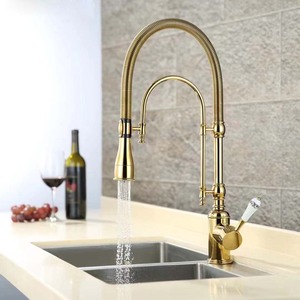 <span class=keywords><strong>Robinet</strong></span> de cuisine Style européen Titane Or Évier Source froide et chaude <span class=keywords><strong>Double</strong></span> <span class=keywords><strong>sortie</strong></span> d'eau Tout en laiton Bassin à légumes <span class=keywords><strong>Robinet</strong></span> rotatif - Product Image 3