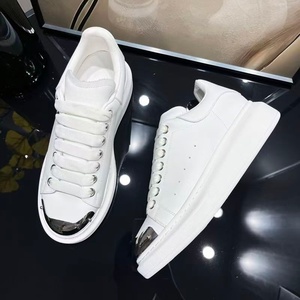 Chaussures de sport décontractées de haute qualité, de marque de luxe, respirantes, pour homme et femme, personnalisées, Mqqueen Trainers - Product Image 5