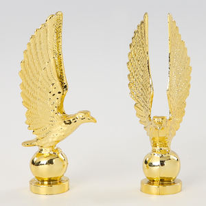 Trofeo a <span class=keywords><strong>Forma</strong></span> di <span class=keywords><strong>Aquila</strong></span> in Plastica Dorata, Accessorio Decorativo Best Seller GZ81 - Product Image 4