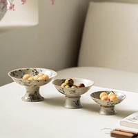 Handbemalte Sonnenblumen-Servierplatte im Chinesischen Minimalistischen Design mit Vintage Blauem Blumenmuster für das Wohnzimmer