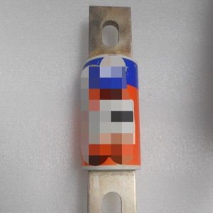 فيوز شوموت A4bq300 جديد، طراز Krp-cl-300، 600 فولت، الفئة L، أصلي، متوفر في المخزون، مخصص للأتمتة الصناعية ووحدات التحكم المنطقية القابلة للبرمجة - Product Image 1