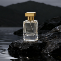 Flacons de parfum élégants en verre transparent de 50 ml avec pulvérisateur atomiseur, portables et rechargeables, compatibles avec les diffuseurs à bâtonnets d'aromathérapie