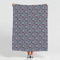 Tissu en coton peigné 100% léger imprimé motif floral très orné, idéal pour les robes et jupes en voile uni pour filles et femmes