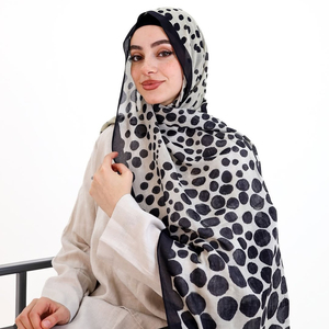 Nuevo Chal de Gasa Estampado de Alta Calidad para Exportación, con <span class=keywords><strong>Dobladillo</strong></span> Suave en Ángulo - Product Image 4