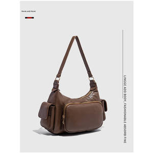 Sac bandoulière géométrique rétro tendance pour femme avec doublure en PU et polyester, fermeture éclair, sangle simple, imperméable - Product Image 1