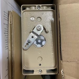 Oil Gas Control 3730 Type 3730-3 3730-5 Electropneumatic 4-20MA 3730-3 3730 Series Is a <b>Smart</b> Microproce - Product Image 2