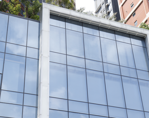 Verre isolant double vitrage trempé Low-E avec revêtement d'isolation thermique IGU pour la réduction de la consommation énergétique des façades de bureaux et des projets de fenêtres extérieures - Product Image 3