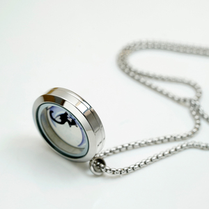 Collar con Medallón Personalizado con Foto, Cadena de Caja de 25 mm, Diseño de Gato en la Luna, el Más Vendido para Mujer, Ideal para Aniversario - Product Image 4