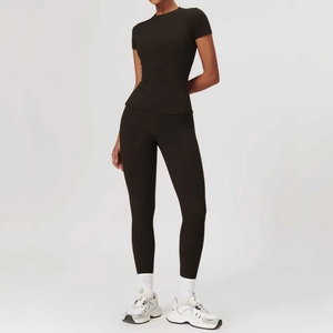 Conjunto Deportivo de 2 Piezas, Leggings Sólidos con Sensación de Segunda Piel, Talla Grande, Secado Rápido, Ropa de Yoga - Product Image 2