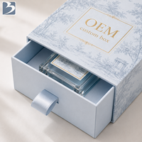 Emballages cadeaux de luxe et boîtes à parfum en matériaux recyclés, présentation personnalisée de la marque pour la vente au détail et emballage de bougies