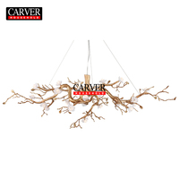 Lustre personnalisé de luxe en laiton poli finition chrome, branches, fleurs en cristal blanc, hauteur réglable, éclairage LED au plafond
