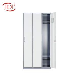 Produits en promotion : Casier vestiaire en acier à 3 portes pour employés, casier de gym en fer - Product Image 3