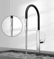 Robinet de cuisine à levier unique en or rose haut de gamme avec tuyau en silicone noir