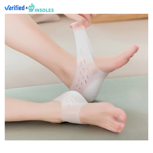 Protezione per Tallone in Silicone Unisex <span class=keywords><strong>con</strong></span> Fori Traspiranti per Aumentare l'Altezza e Alleviare la Fascite Plantare - Product Image 4