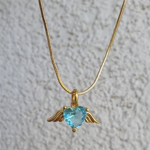 Collares con Colgante de Corazón de Arcoíris de Acero Inoxidable con Zirconia en Forma de Ala para Mujer, Gran Venta - Product Image 5