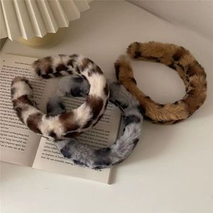 Genya Fashion Bandeaux à motif animal <span class=keywords><strong>Fourrure</strong></span> léopard Spa Cerceau à cheveux Eponge à bulles pour le lavage du visage Facile à nettoyer - Product Image 4